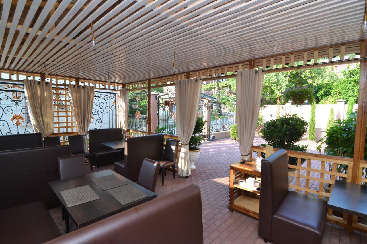 Arda Hotel Gagra Extérieur photo